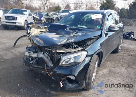 2017 Mercedes-Benz Glc 300 4Matic z USA, uszkodzony, nr VIN WDC0G4KB7HV006775